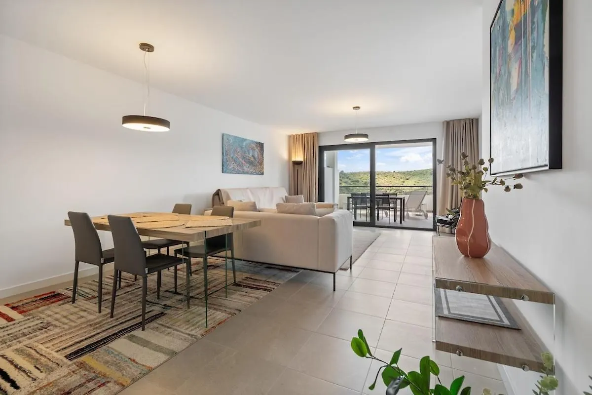 Unwind In Stylish Comfort At Casares Golf Rdr478