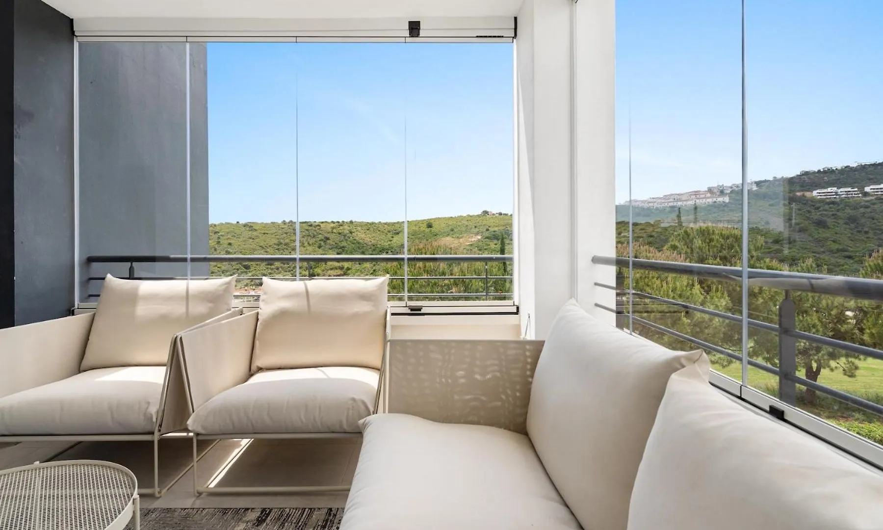 Apartment Unwind In Stylish Comfort At Casares Golf Rdr478