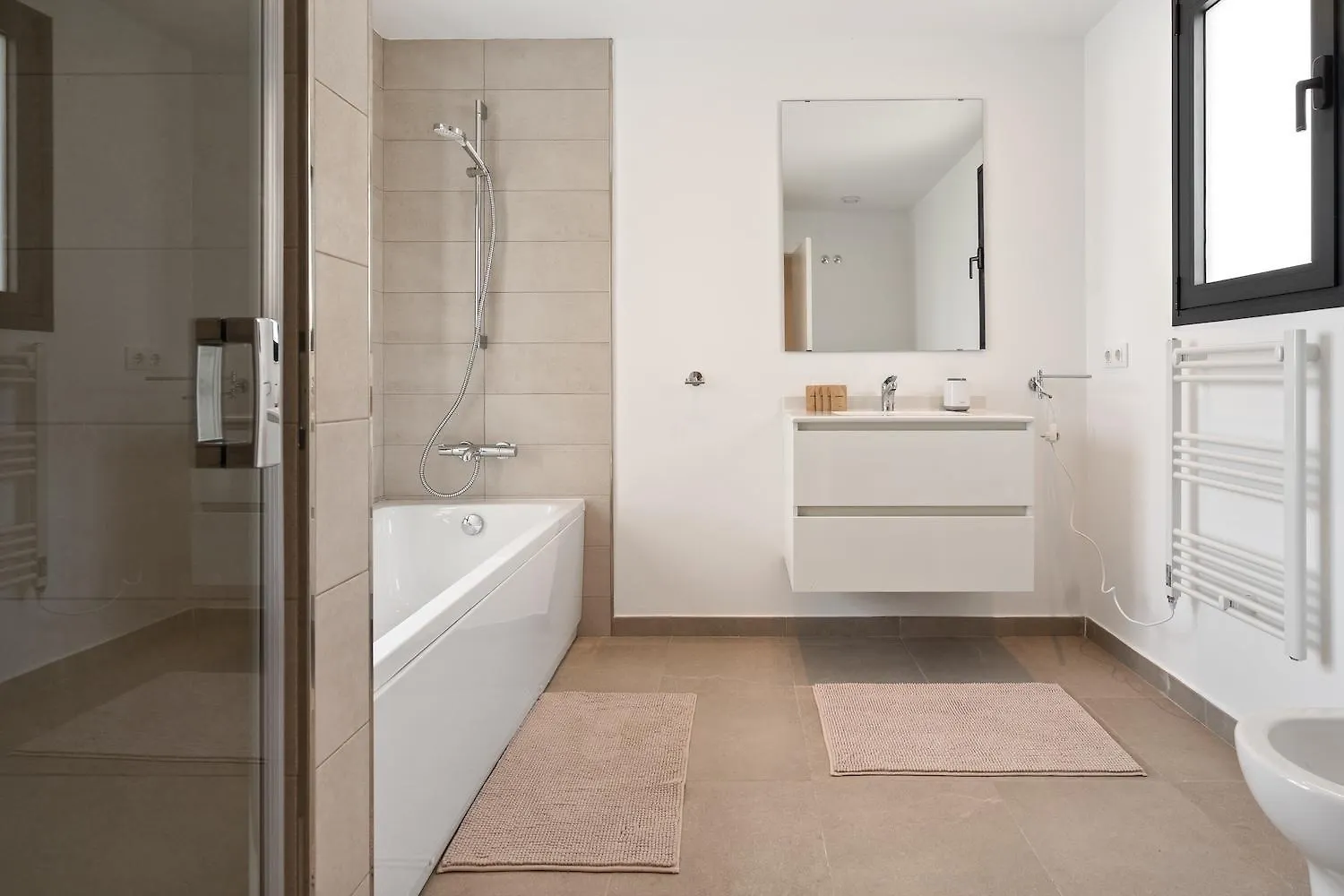 Unwind In Stylish Comfort At Casares Golf Rdr478 Apartment